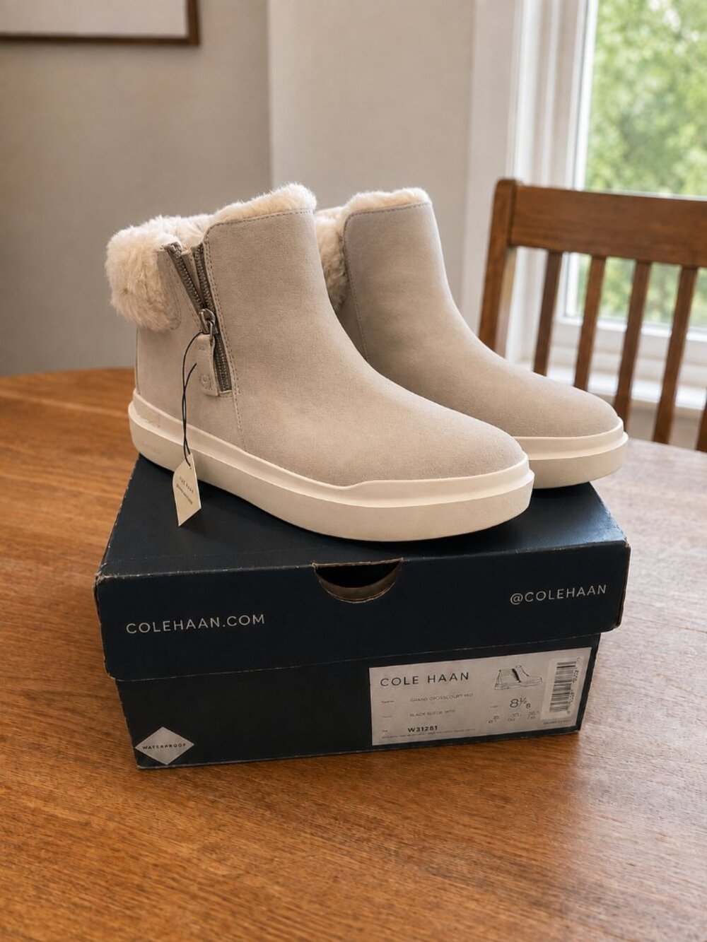 BRAND NEW Cole Haan Waterproof Boots – Size 8½ B